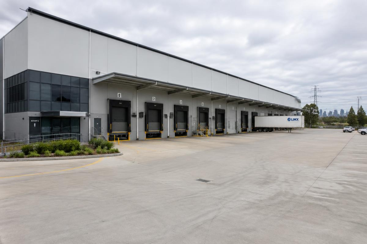 Industrial warehouse with loading docks and hardstand (illustrative image)